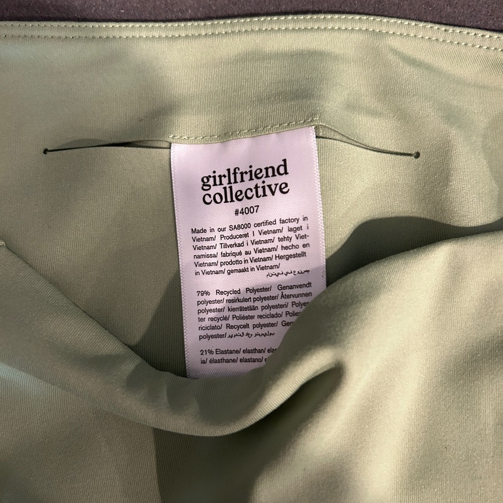 Girlfriend Collective Leggings Sage SMALL NWT - Picture 2 of 7